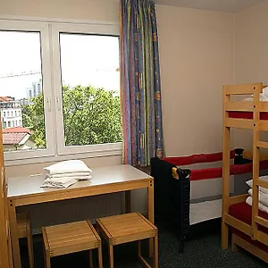 Konukevi Cvjm Jugendgaestehaus, Berlin