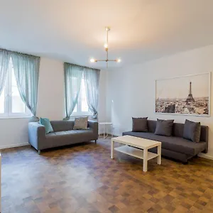 Apart Otel Nena Hermannplatz, Berlin